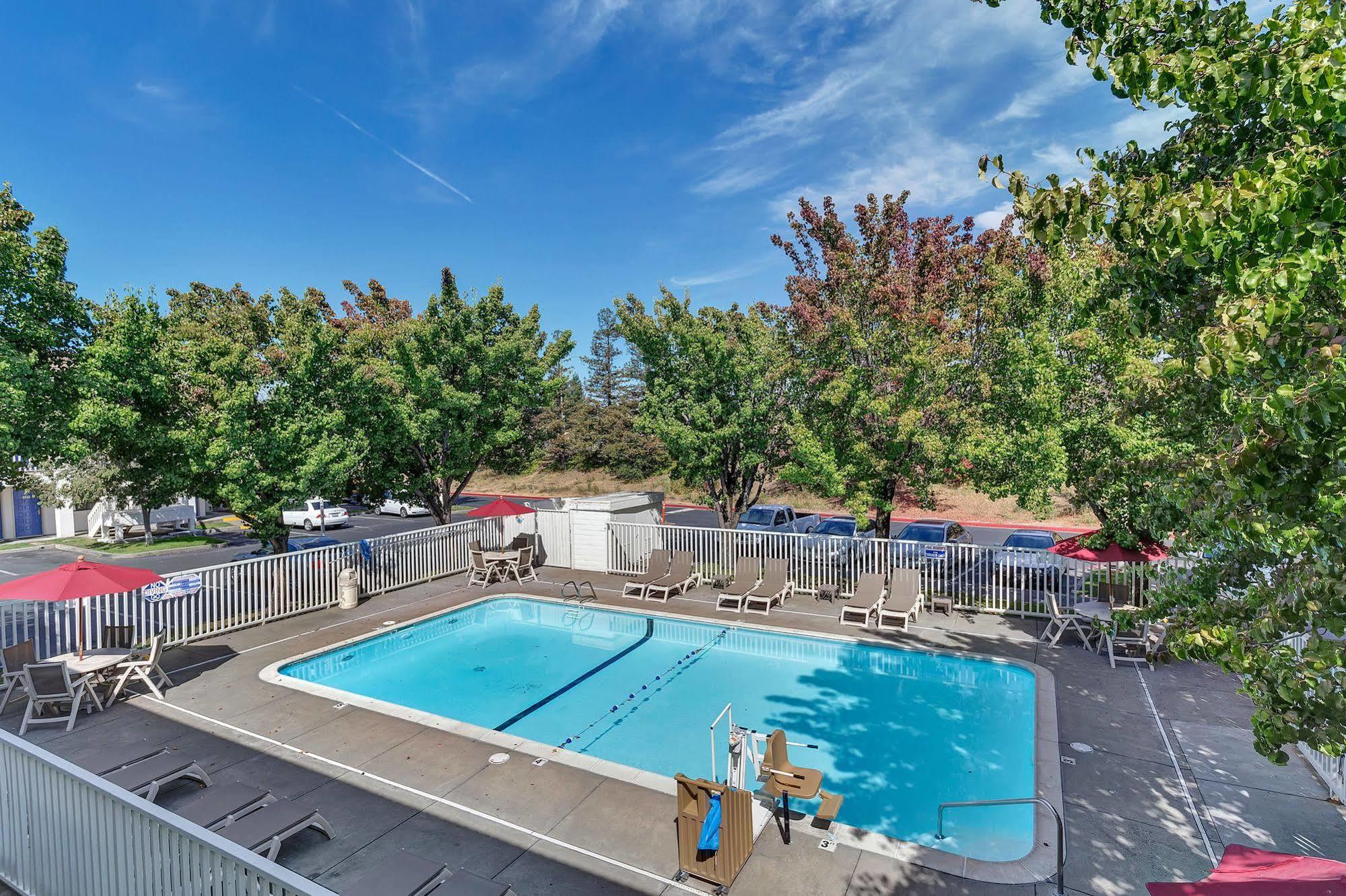 Motel 6-Santa Rosa, Ca - North Exteriör bild